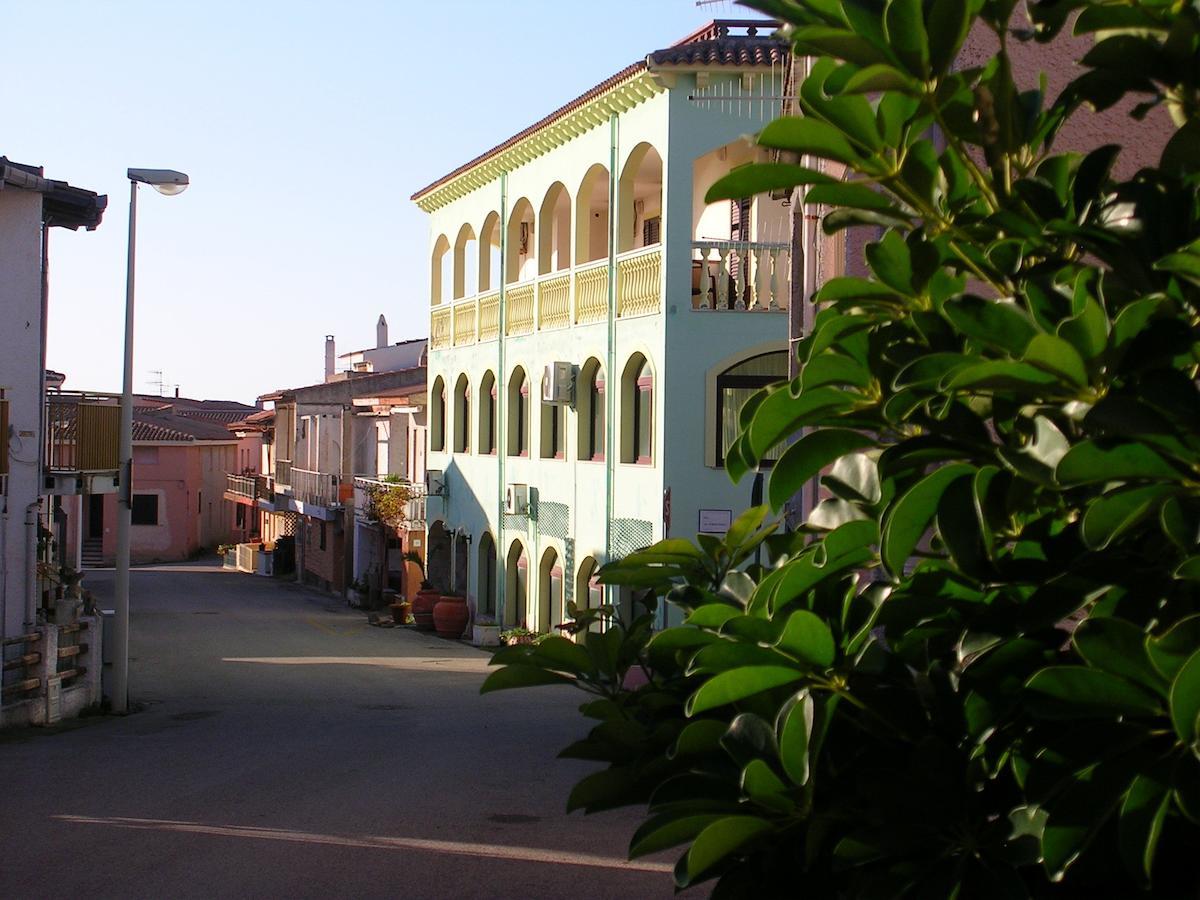 Hotel Smeraldo Canneddi Экстерьер фото